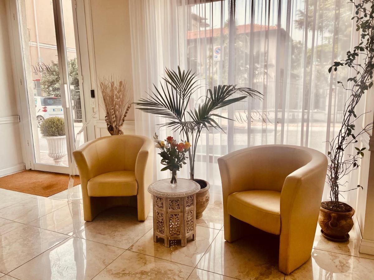 Hotel Regina Margherita Bordighera Eksteriør billede