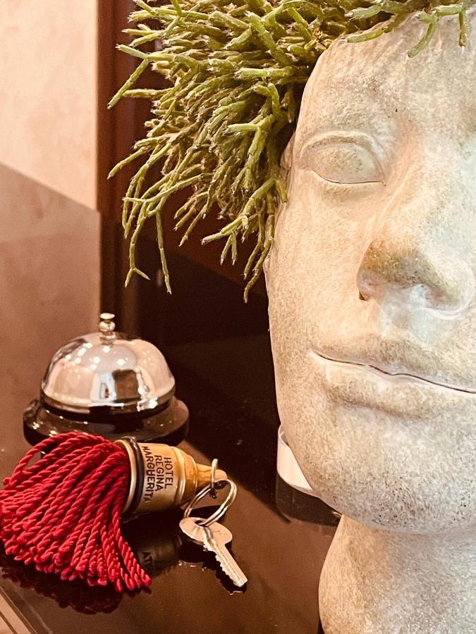 Hotel Regina Margherita Bordighera Eksteriør billede